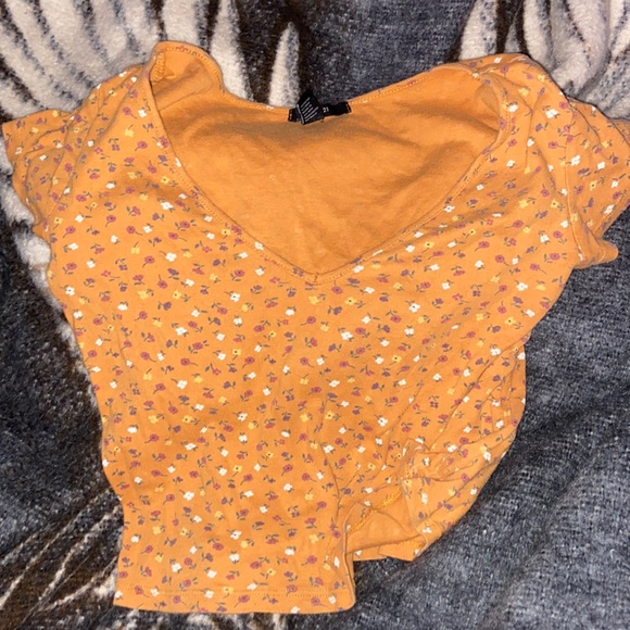 flower top - Picture 1 of 1